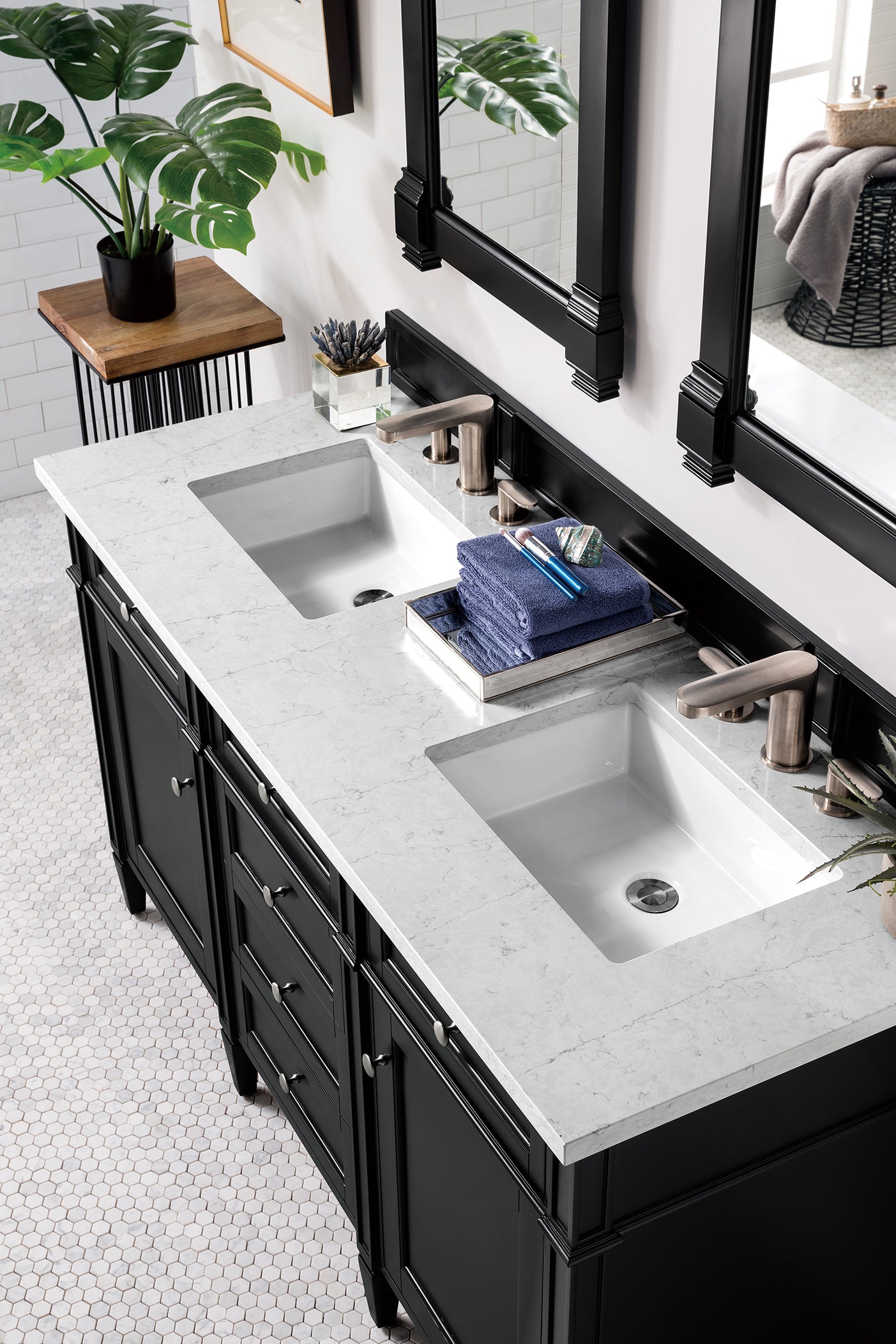 James Martin Brittany 60" Double Vanity with 3 CM Countertop & FreePower Wireless Charger