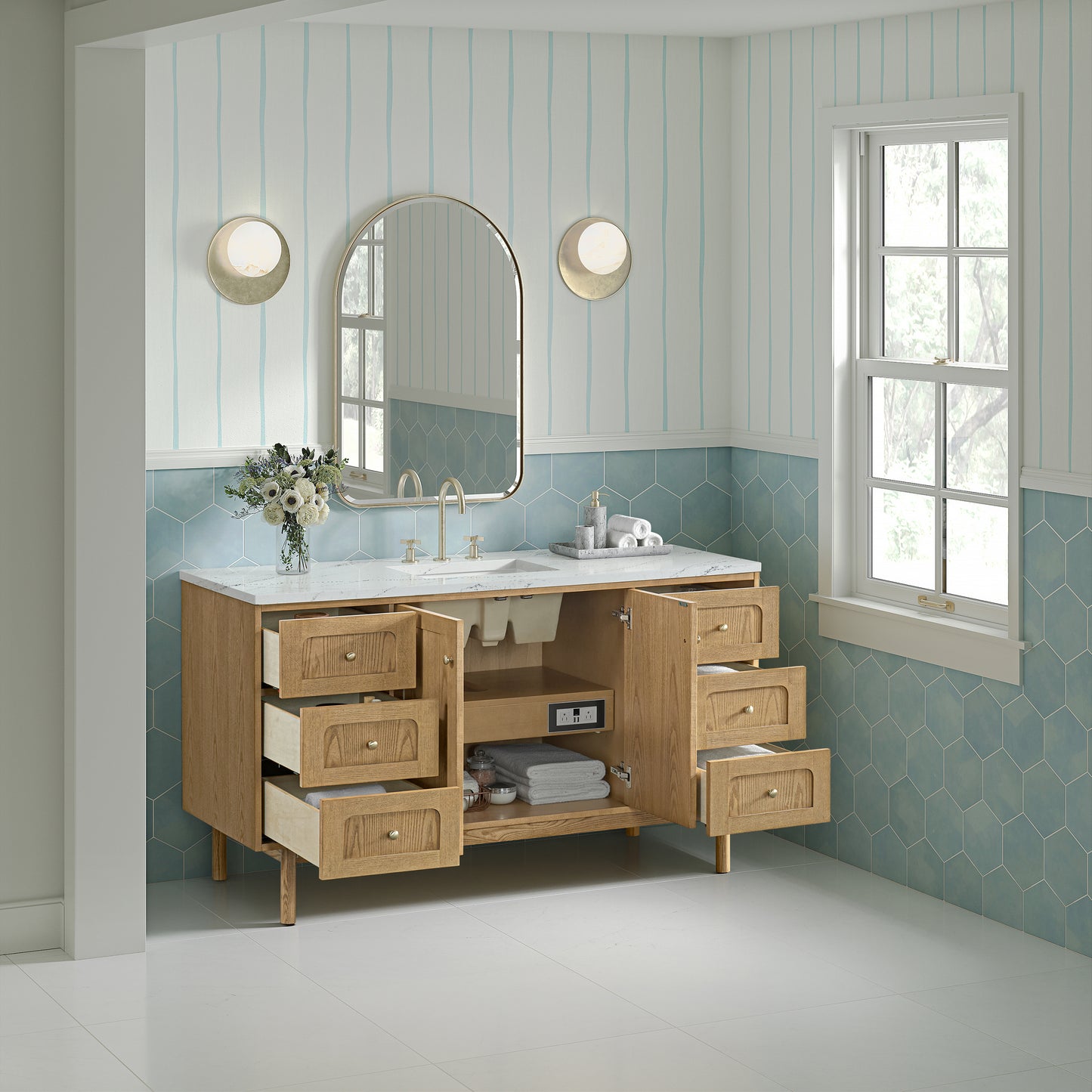 James Martin Laurent 60" Single Vanity with 3 CM Countertop & FreePower Wireless Charger
