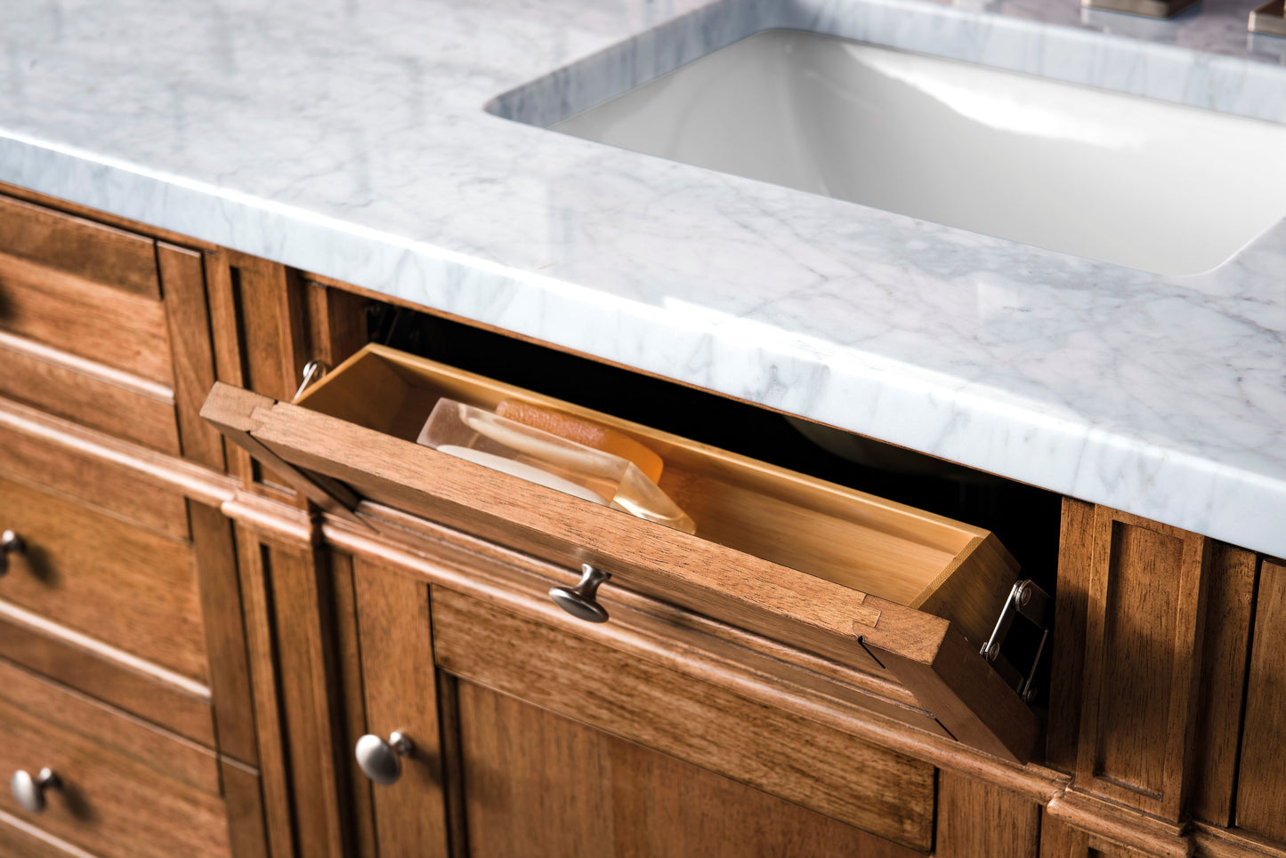 James Martin Brittany 60" Single Vanity with 3 CM Countertop & FreePower Wireless Charger
