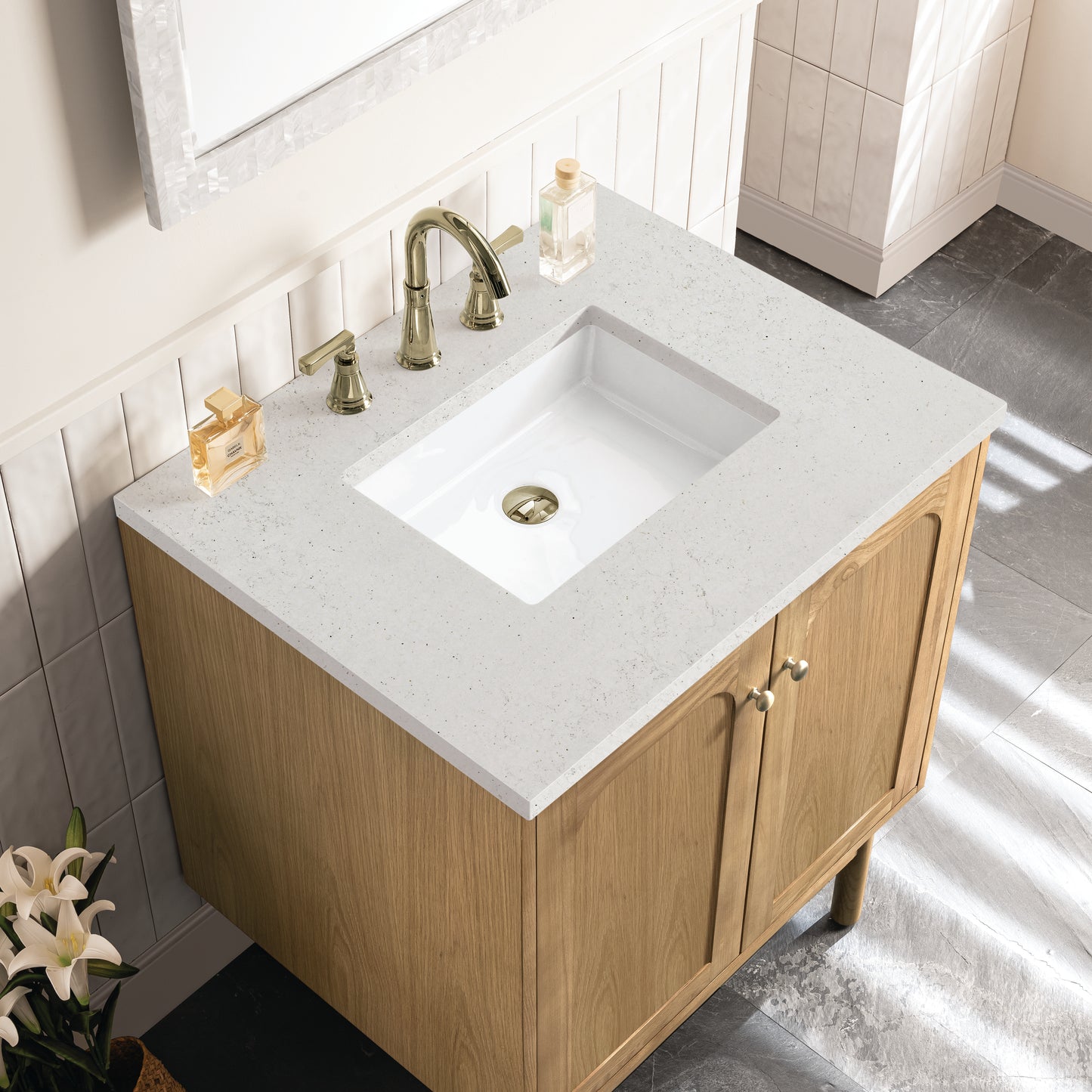 James Martin Laurent 30" Single Vanity with 3 CM Countertop