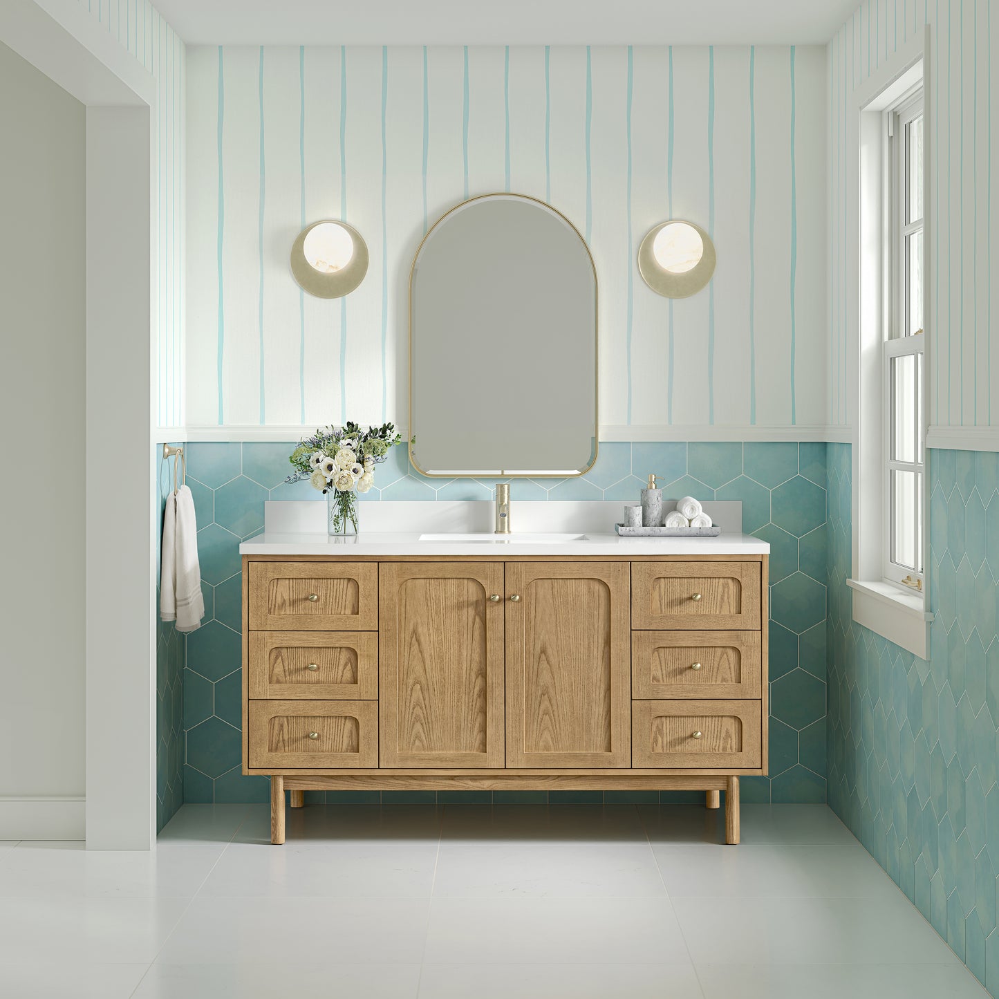 James Martin Laurent 60" Single Vanity with Single Hole 3 CM White Zeus Silestone Top & Matching Backsplash