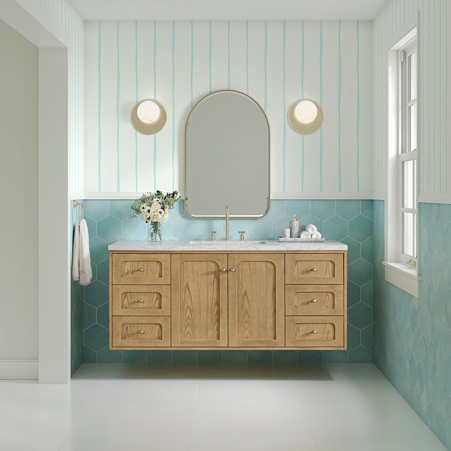 James Martin Laurent 60" Single Vanity with 3 CM Countertop & FreePower Wireless Charger