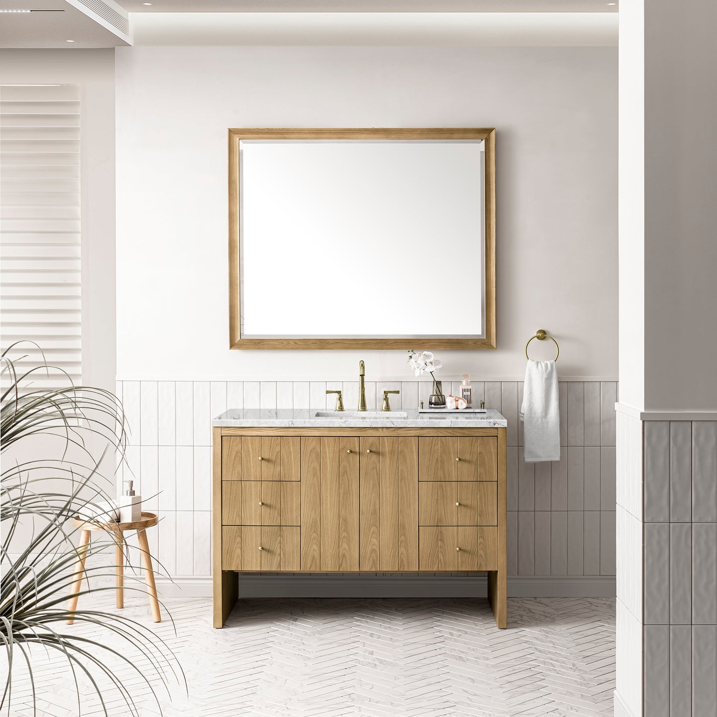 James Martin Hudson 48" Single Vanity, Light Natural Oak - Luxe Bathroom Vanities
