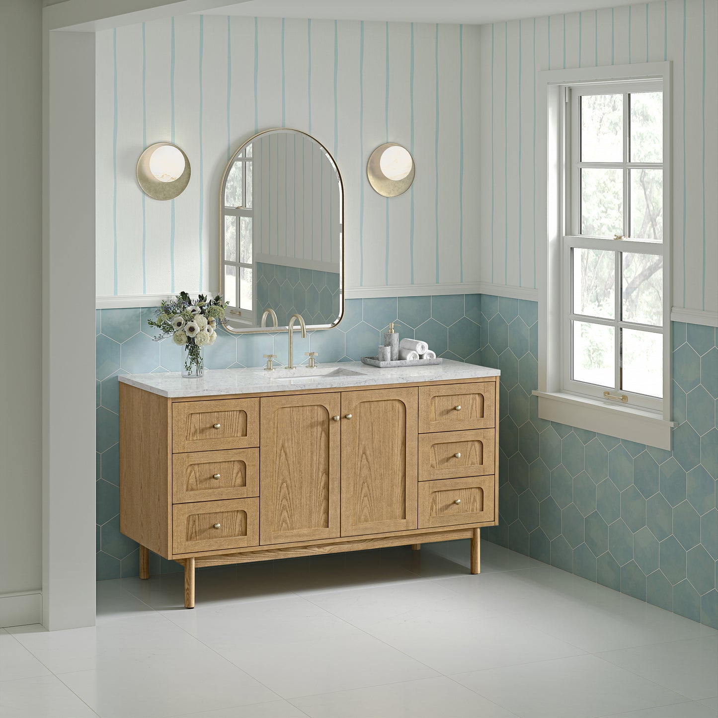 James Martin Laurent 60" Single Vanity with 3 CM Countertop & FreePower Wireless Charger
