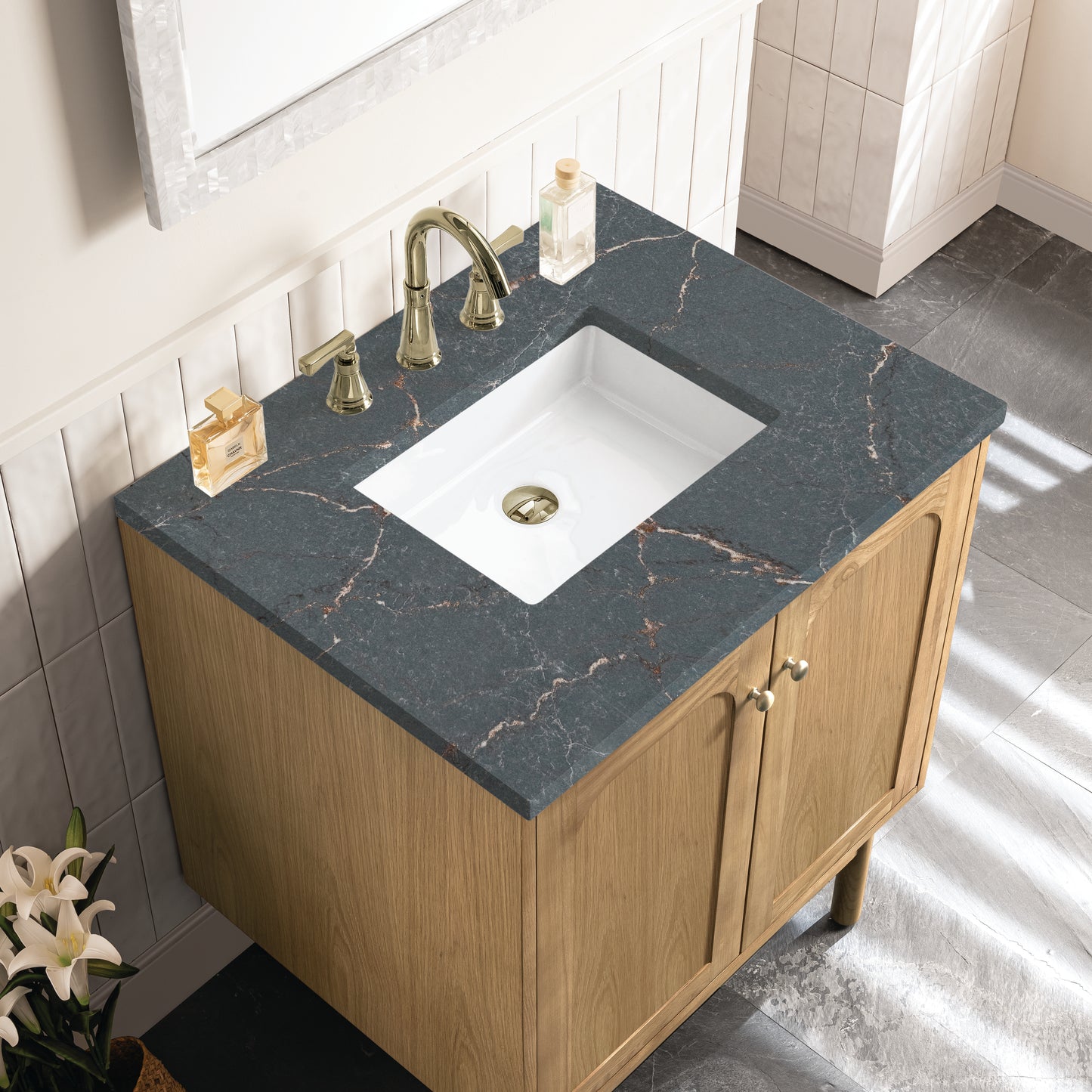 James Martin Laurent 30" Single Vanity with 3 CM Countertop