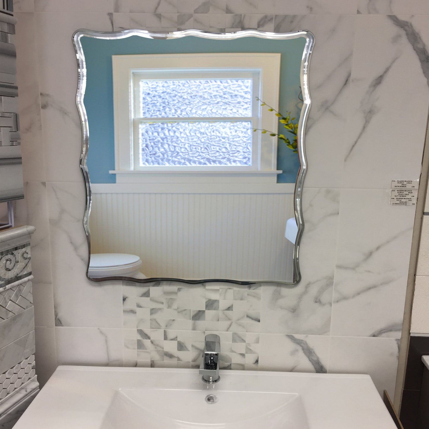 Eviva Curvy 31" Frameless Bathroom Wall Mirror - Luxe Bathroom Vanities Luxury Bathroom Fixtures Bathroom Furniture