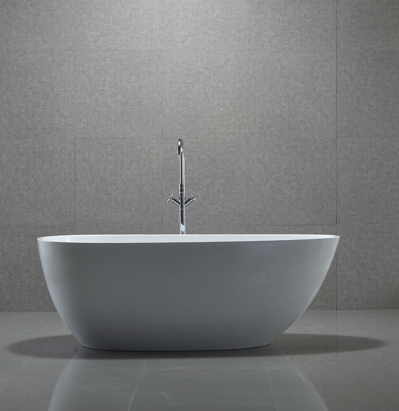 Legion Furniture 68" White Acrylic Tub - No Faucet - Luxe Bathroom Vanities