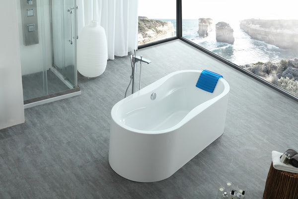 Legion Furniture 66" White Acrylic Tub - No Faucet - Luxe Bathroom Vanities