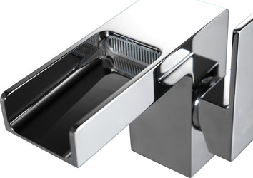 Zhona Series Single Hole Single-Handle Low-Arc Bathroom Faucet in Polished Chrome - Luxe Bathroom Vanities