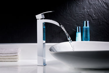 Meno Series Deco-Glass Vessel Sink in Lustrous Blue with Key Faucet - Luxe Bathroom Vanities