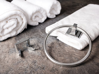 Jeffrey Alexander Bridgeport Single Towel Bar By Hardware Resources - Luxe Bathroom Vanities