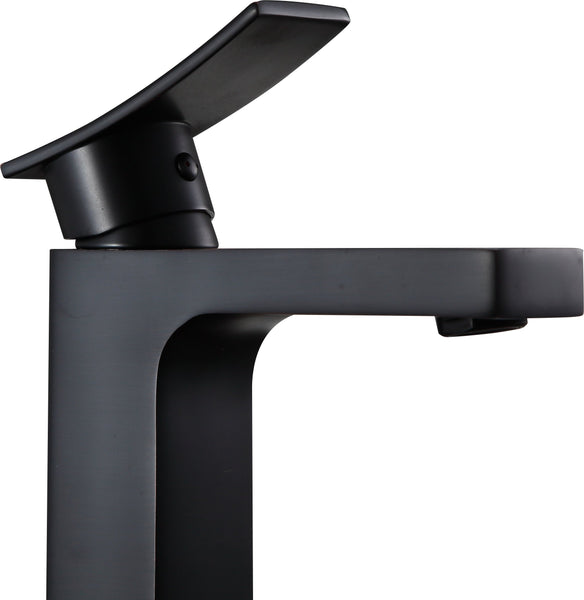 Promenade Single Hole Single Handle Bathroom Faucet - Luxe Bathroom Vanities